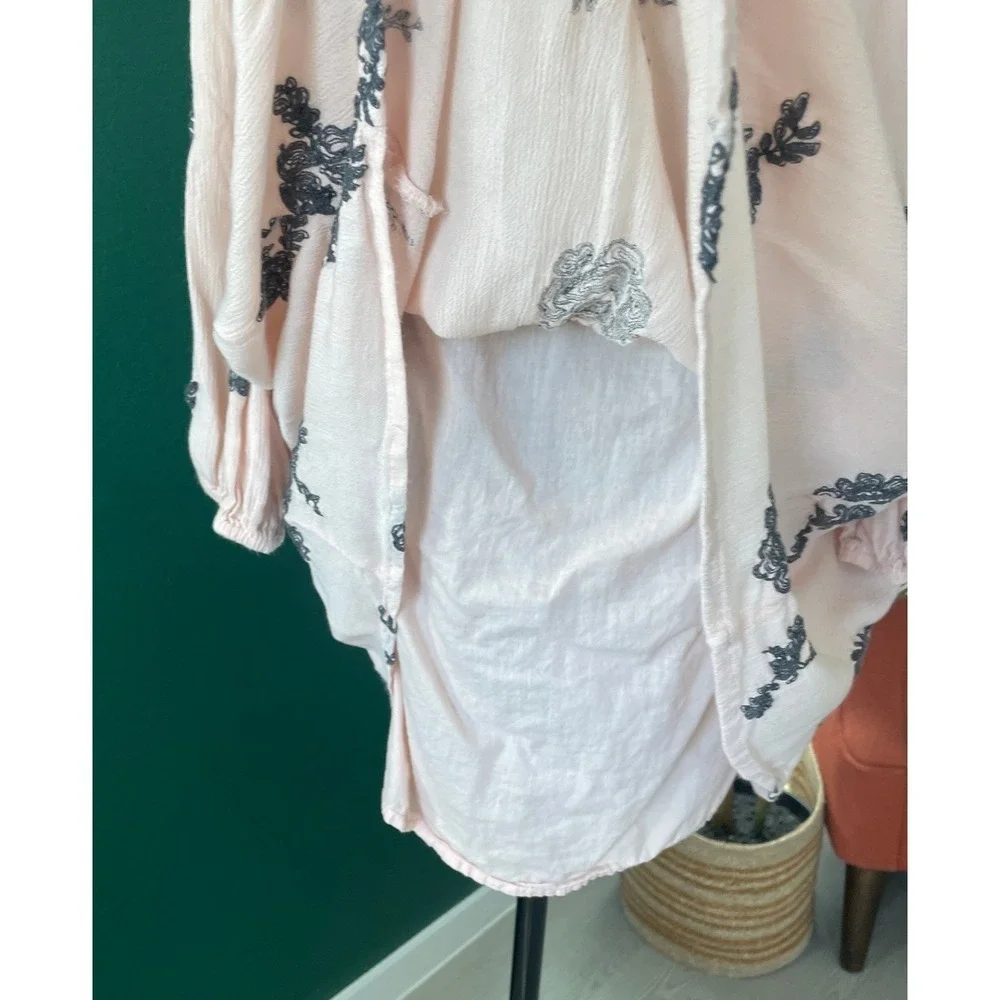 Free People Embroidered Tunic Dress Size S Pink Black Floral Boho Open Back Mini